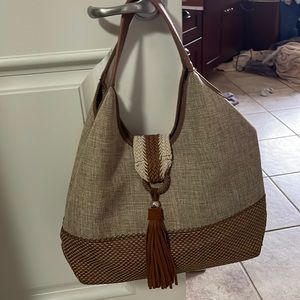 Neutral purse/bag